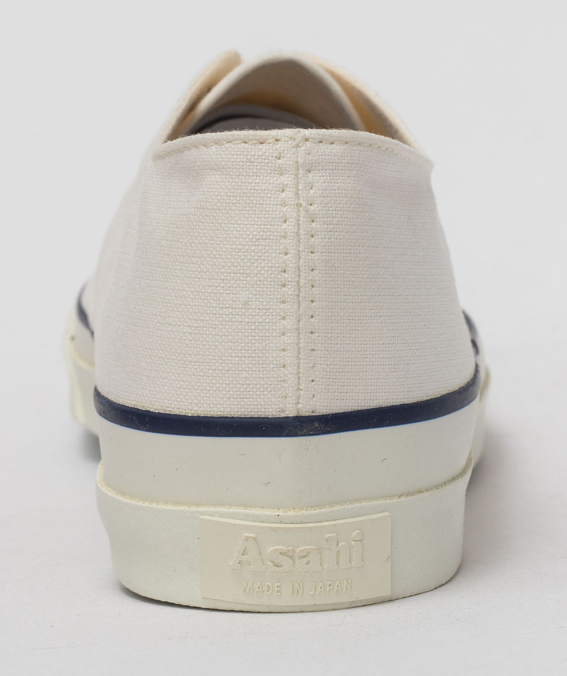 Asahi Deck White M014