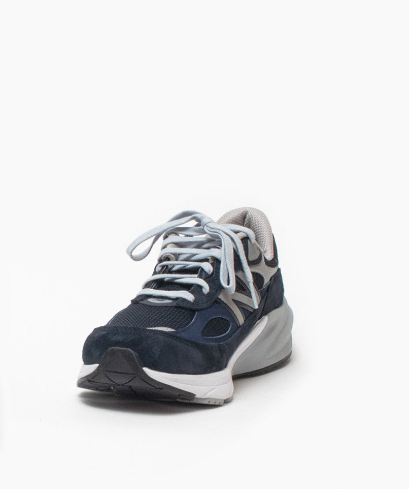 NB 990 Navy V6