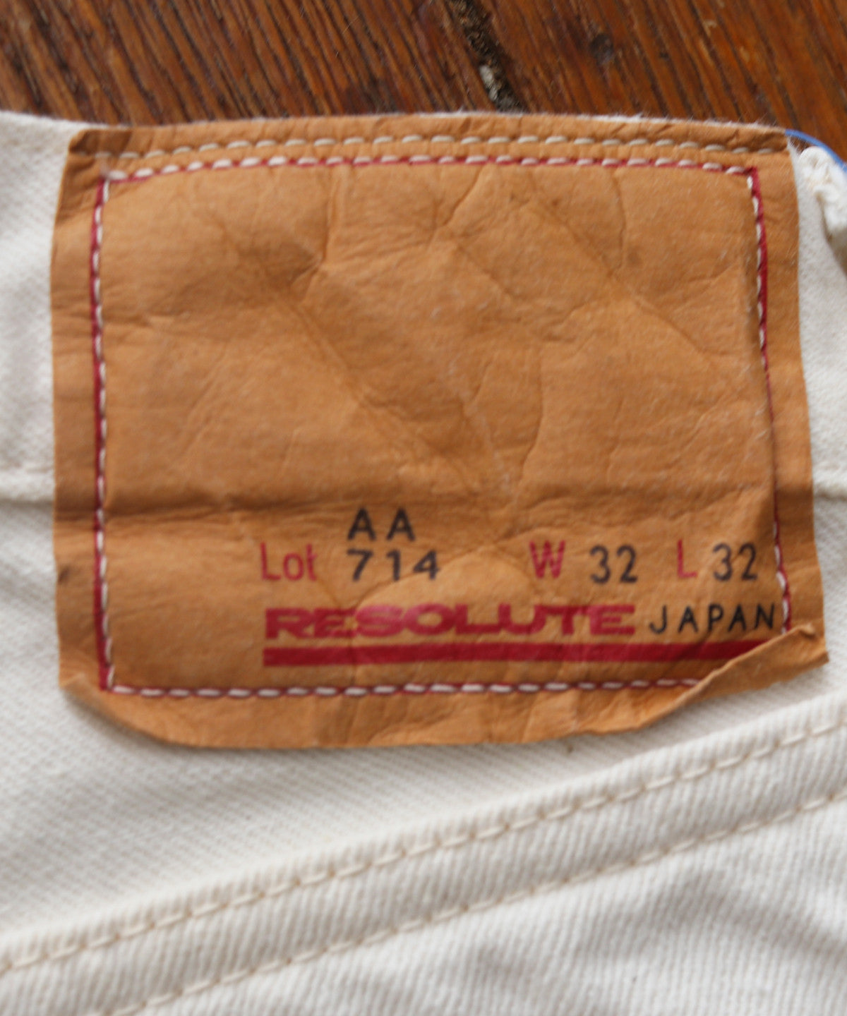 714 White denim RESOLUTE