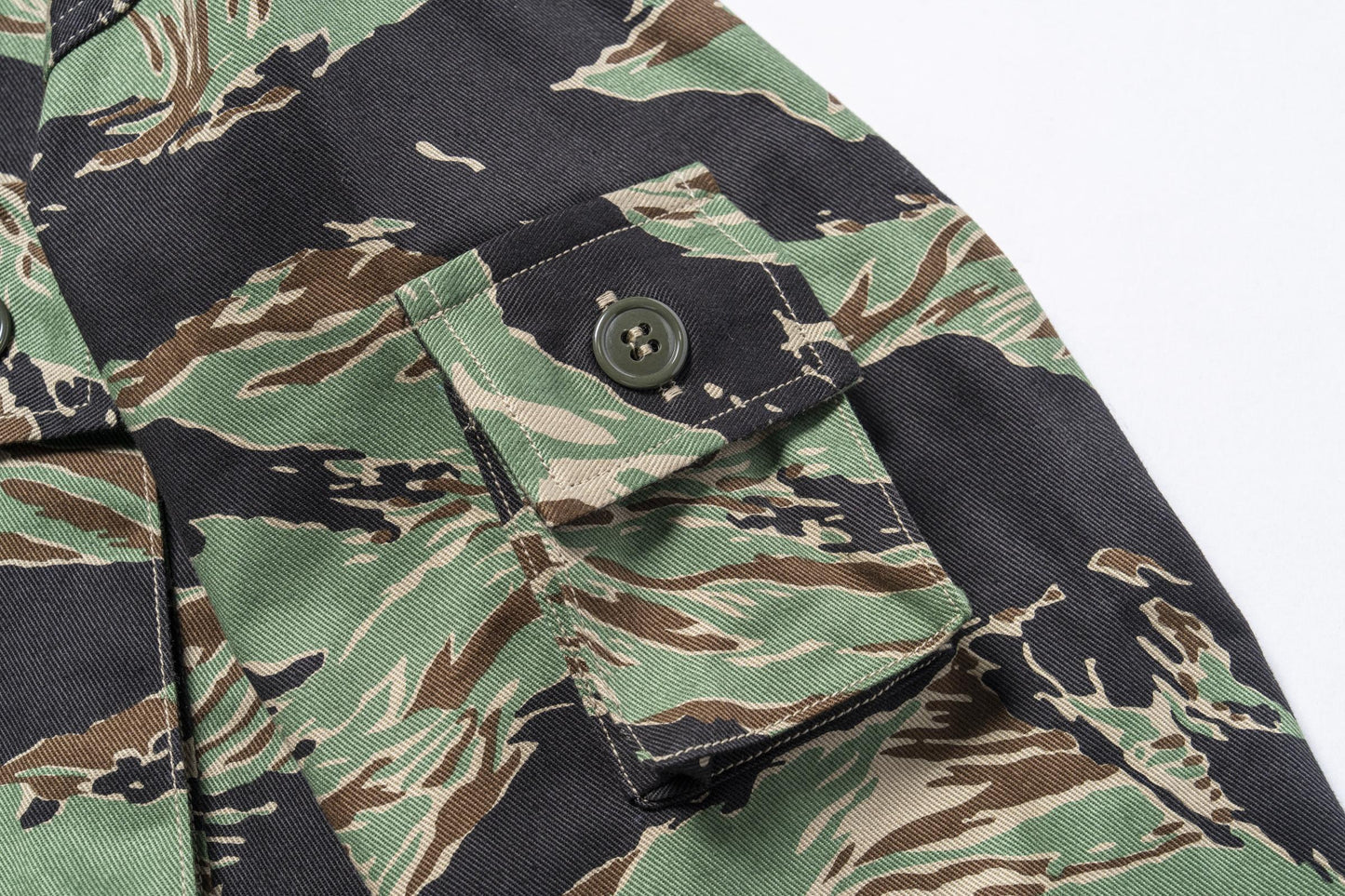 TIGER CAMOUFLAGE SHIRT / JOHN WAYNE