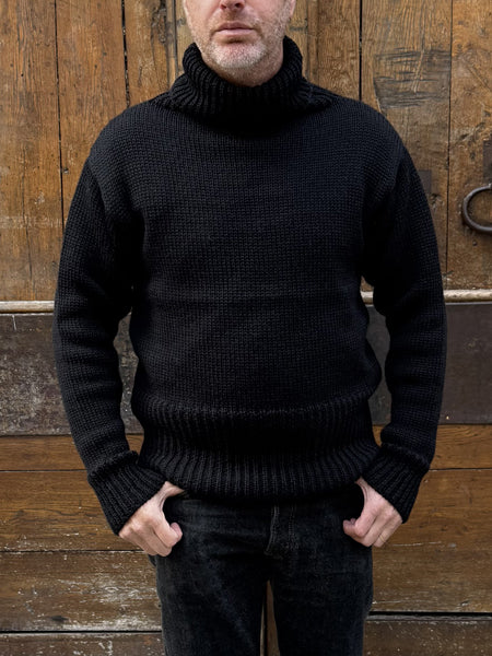 Submariner Roll Neck Black